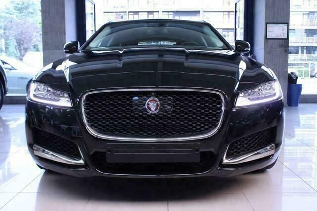 Occasion Jaguar XF Sportbrake Portfolio 250 PK (183 kW) 2018 Zwart Stationwagen