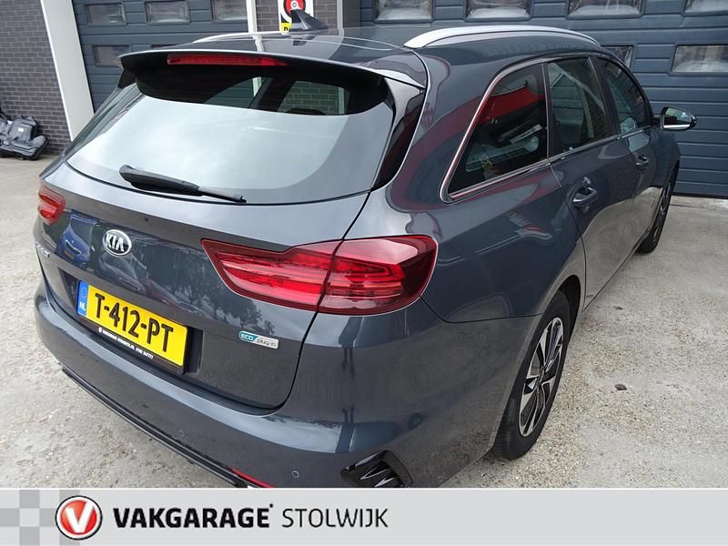 Occasion Kia Ceed 105 PK (77 kW) 2020 Grijs Hatchback