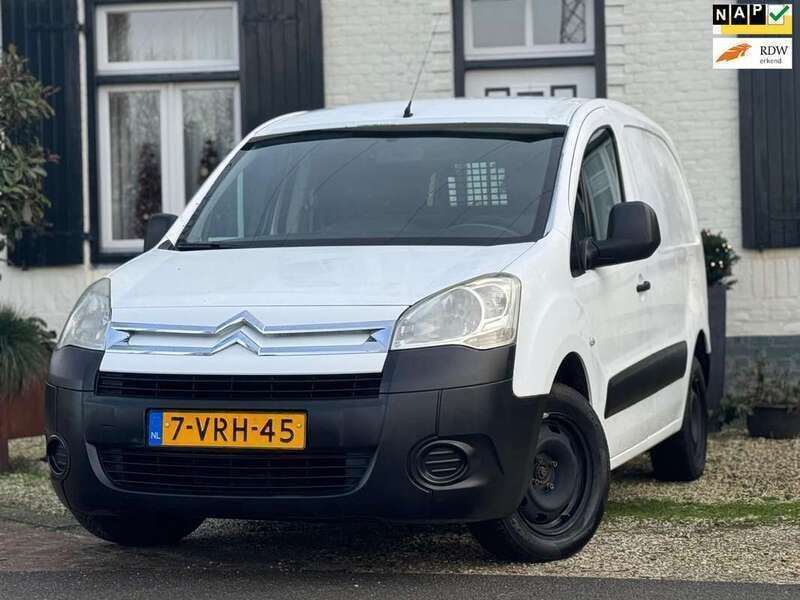 Gebruikt 2011 Citroën Berlingo Comfort MPV | € 3.250 (Iets duurder) - Afbeelding 1/4