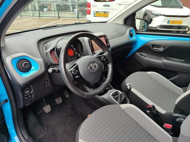 Occasion Toyota Aygo X-play 2019 Blauw (metallic) Hatchback
