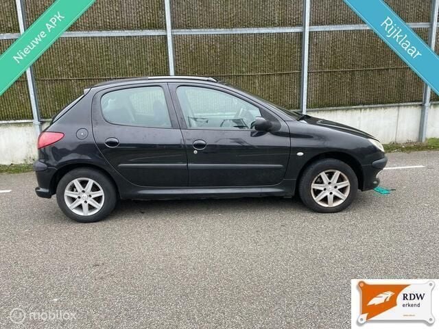 Occasion Peugeot 206 88 PK (64 kW) 2004 Zwart Hatchback