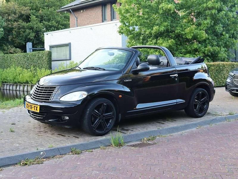 Zwart Gebruikt 2005 Chrysler PT Cruiser Limited Cabriolet | € 3.000 (Eerlijke prijs) - Afbeelding 1/4