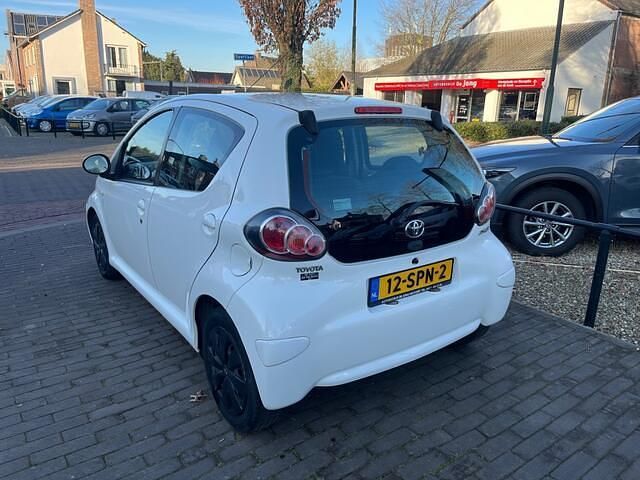 Occasion Toyota Aygo Comfort 68 PK (50 kW) 2011 Wit Hatchback
