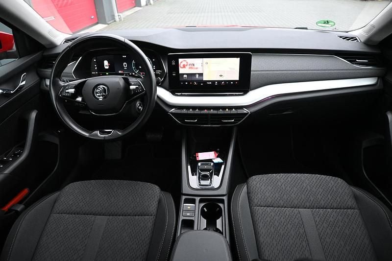 Occasion Skoda Octavia Business Line 2021 Rood Hatchback