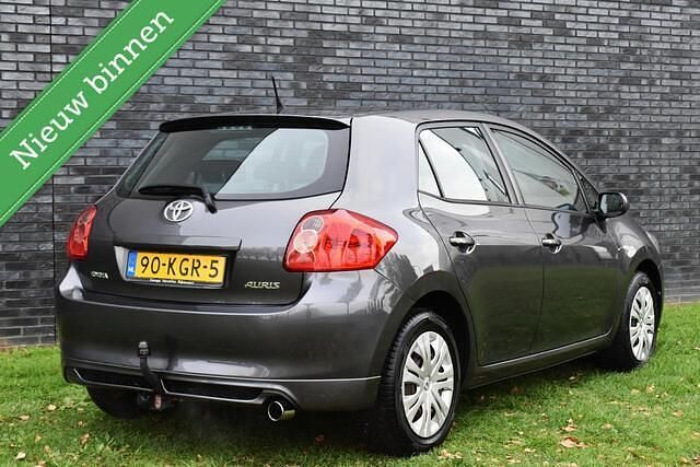 Occasion Toyota Auris 101 PK (74 kW) 2009 Grijs Hatchback