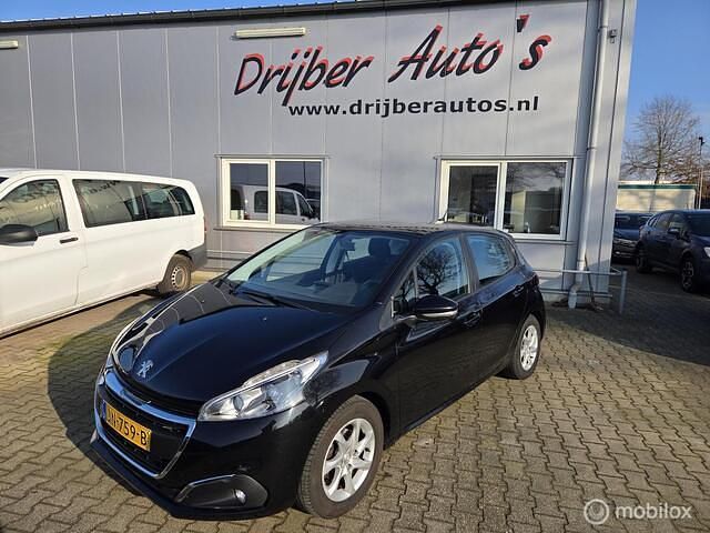 Zwart Occasion 2016 Peugeot 208 Hatchback | € 4.500 (Super prijs) - Afbeelding 1/4