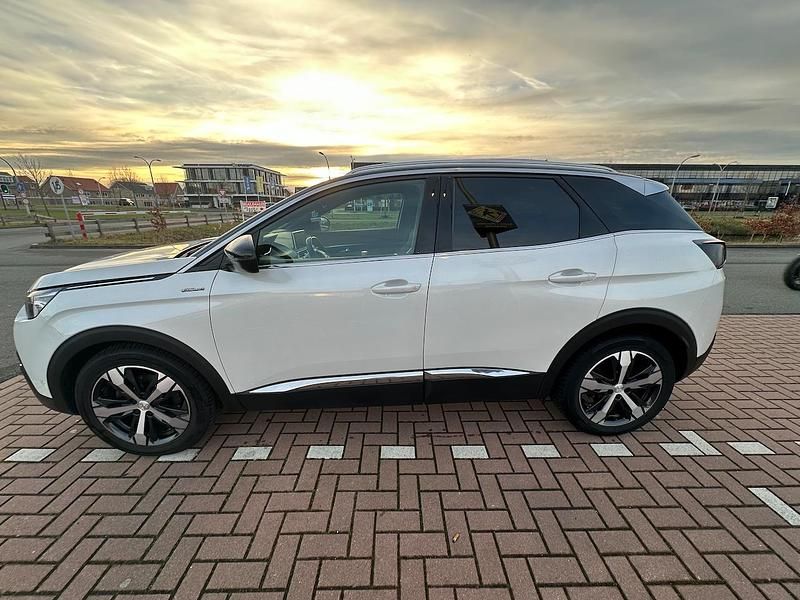 Wit (parellak) Occasion 2019 Peugeot 3008 GT-line SUV | € 16.000 (Super prijs) - Afbeelding 1/4