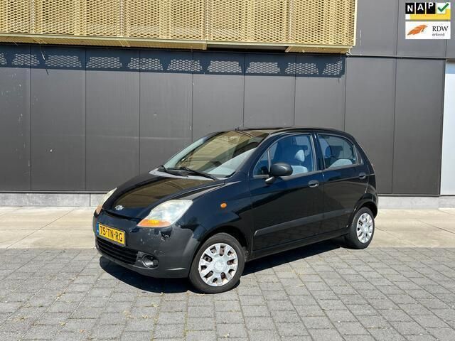 Zwart Gebruikt 2006 Chevrolet Matiz Hatchback | € 1.349 (Eerlijke prijs) - Afbeelding 1/4