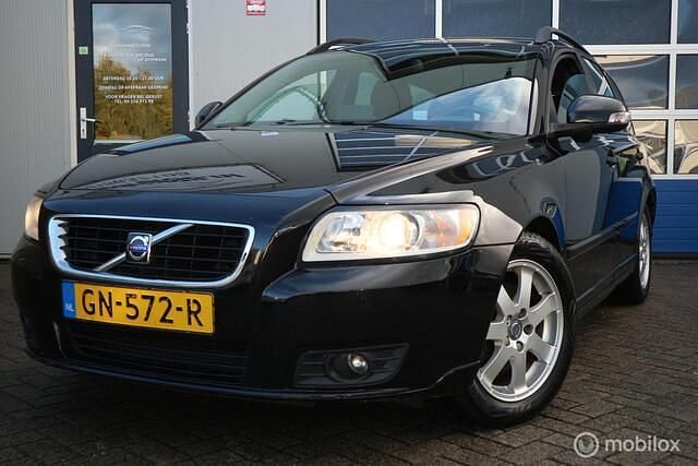 Zwart Gebruikt 2011 Volvo V50 Stationwagen | € 3.800 (Eerlijke prijs) - Afbeelding 1/4