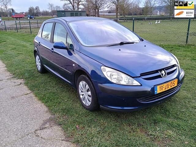 Blauw Occasion 2002 Peugeot 307 Hatchback | € 850 (Goede deal) - Afbeelding 1/4