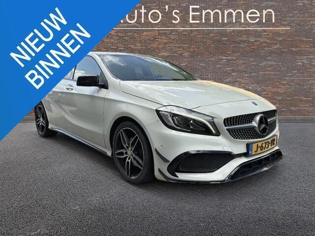 Wit Gebruikt 2016 Mercedes A180 Hatchback | € 14.999 (Goede deal) - Afbeelding 1/4