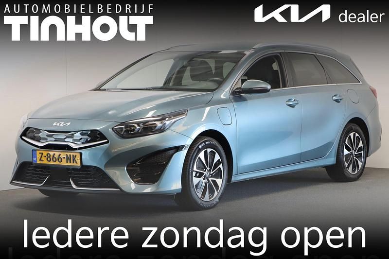 Grijs Occasion 2024 Kia Ceed Hatchback | € 31.450 (Duur) - Afbeelding 1/4