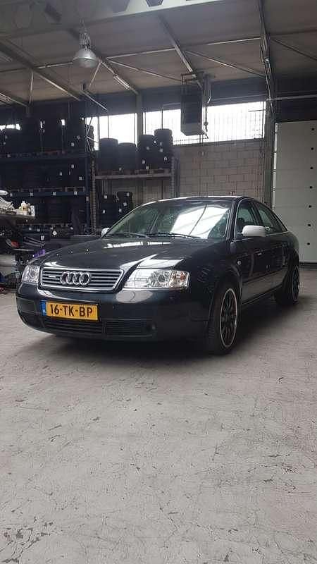 Zwart Gebruikt 1997 Audi Q5 SUV | € 1.250 - Afbeelding 1/4