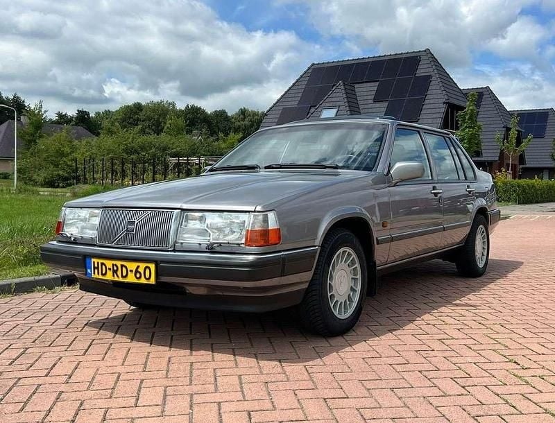 Grijs Gebruikt 1993 Volvo 960 Sedan | € 18.960 - Afbeelding 1/4