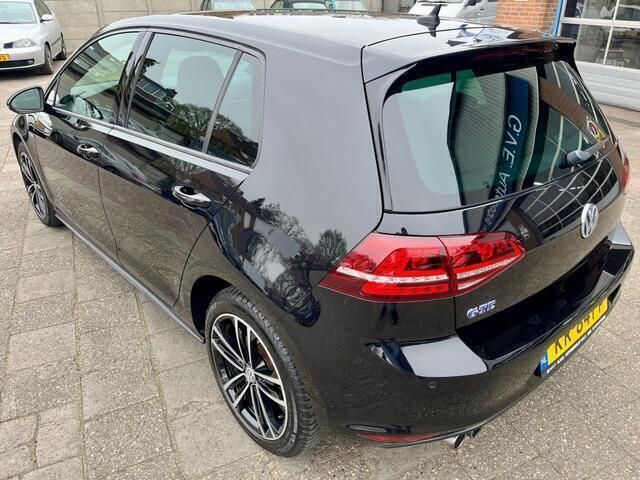 Occasion VW Golf VII GTE 150 PK (110 kW) 2016 Zwart Hatchback