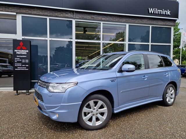 Blauw Gebruikt 2014 Mitsubishi Outlander Instyle SUV | € 11.900 (Eerlijke prijs) - Afbeelding 1/4