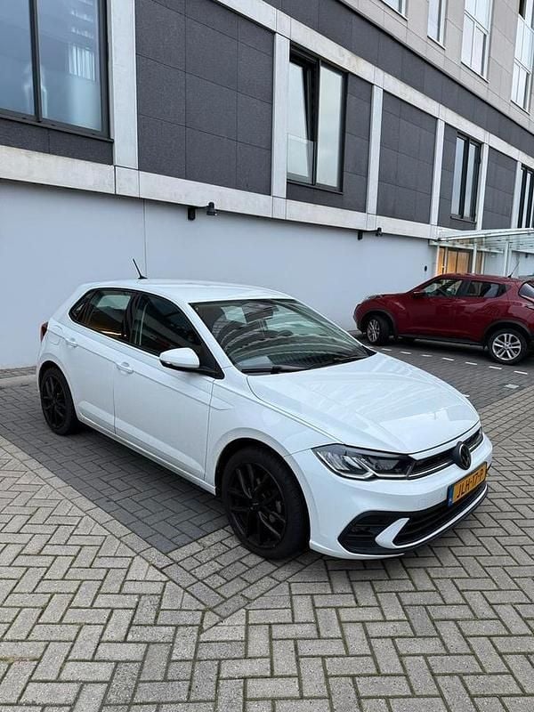Gebruikt 2024 VW Polo | € 20.950 (Super prijs) - Afbeelding 1/4
