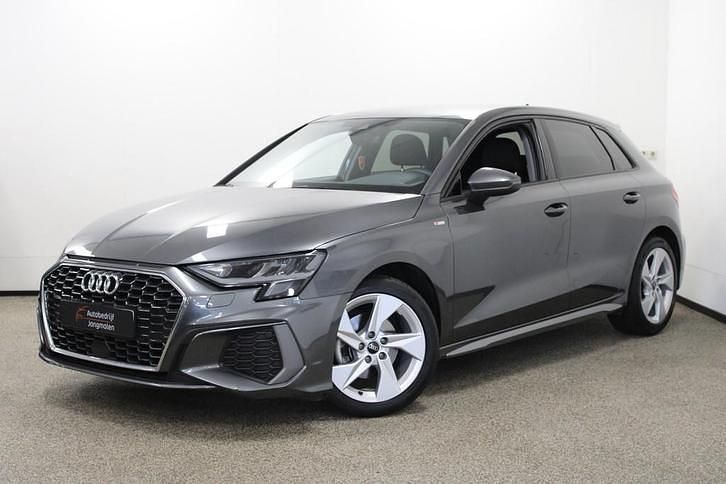 Gebruikt 2024 Audi A3 S-Line | € 27.950 (Super prijs) - Afbeelding 1/4