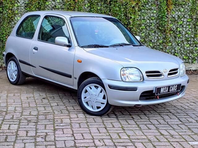 Occasion Nissan Micra 75 PK (55 kW) 2000 Grijs (metallic) Hatchback