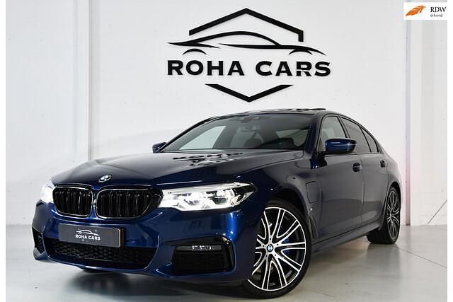 Blauw Occasion 2020 BMW 530e Executive Sedan | € 29.745 (Eerlijke prijs) - Afbeelding 1/4