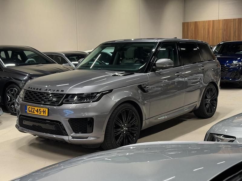 Grijs (metallic) Gebruikt 2020 Land Rover Range Rover Sport HSE Dynamic SUV | € 40.750 - Afbeelding 1/4