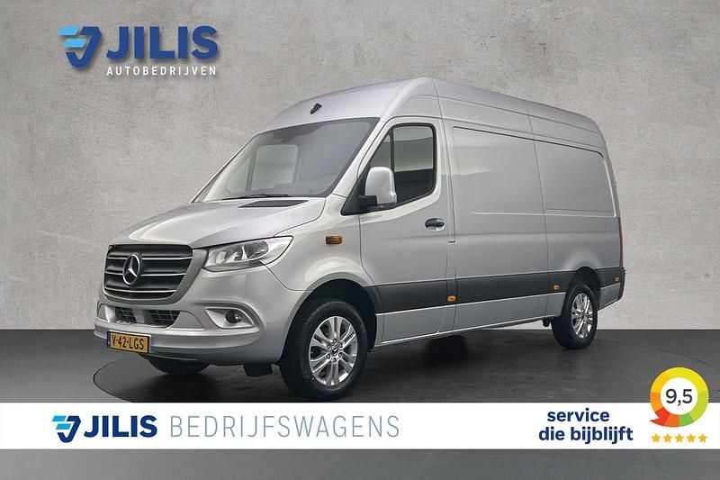 Grijs Gebruikt 2023 Mercedes Sprinter Van | € 32.900 (Super prijs) - Afbeelding 1/3