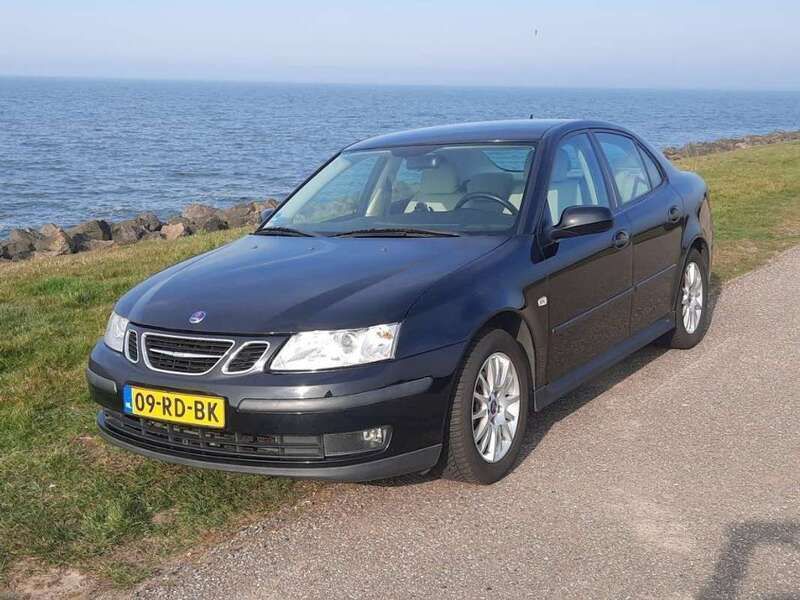 Zwart Gebruikt 2005 Saab 9-3 Linear Sedan | € 2.950 (Eerlijke prijs) - Afbeelding 1/4