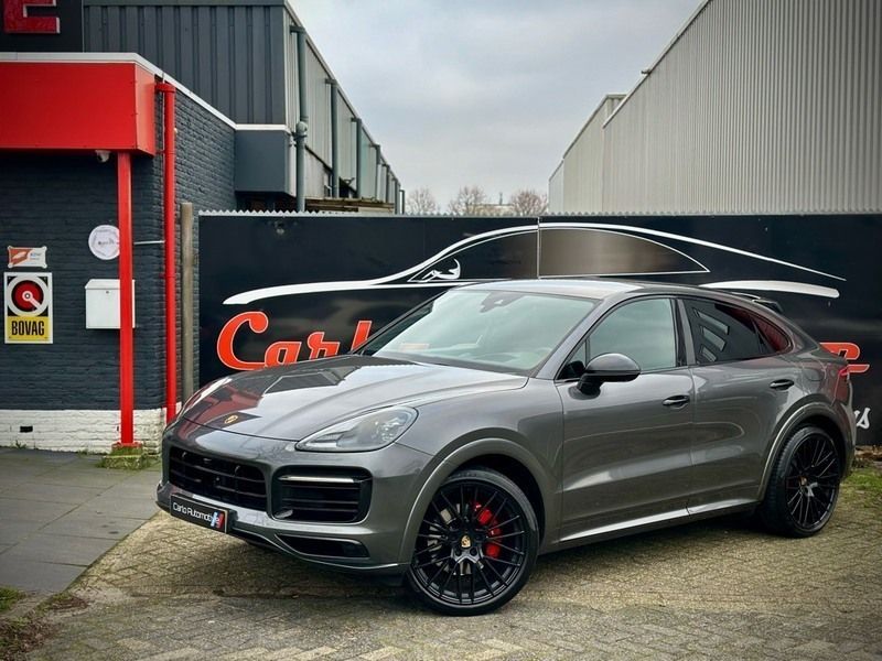 Grijs / quarzitgrau metallic Occasion 2022 Porsche Cayenne SUV | € 86.950 (Duur) - Afbeelding 1/4