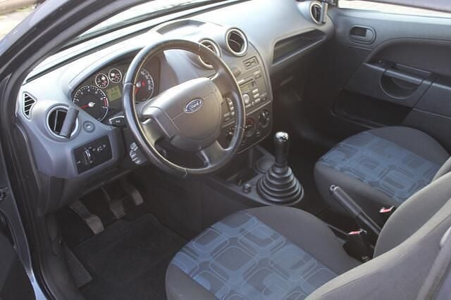 Occasion Ford Fiesta Cool & Sound Edition 69 PK (50 kW) 2007 Grijs Hatchback