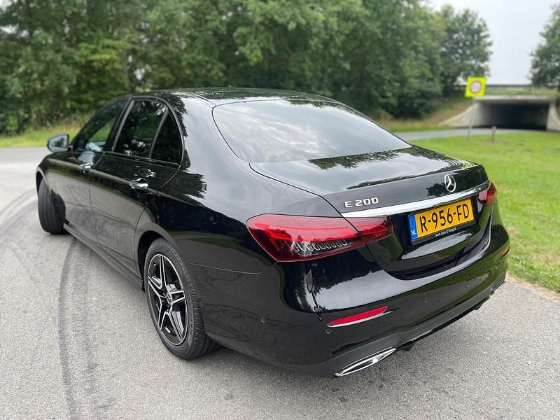 Occasion Mercedes E200 Business 197 PK (144 kW) 2022 Zwart Sedan
