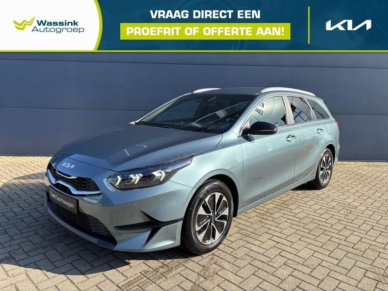 Dark penta metal (grijs metallic) Nieuw 2025 Kia Ceed Sportswagon Stationwagen | € 34.275 (Goede deal) - Afbeelding 1/4