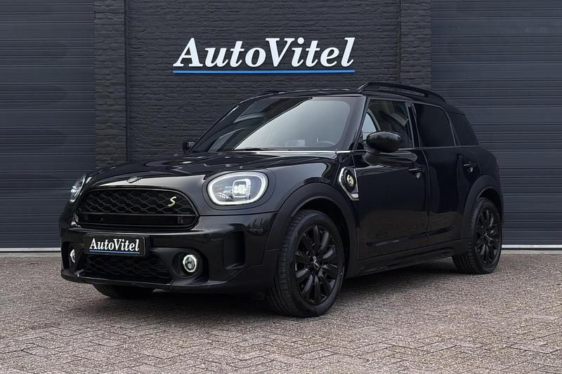Zwart Gebruikt 2023 Mini Cooper Countryman Comfort SUV | € 33.945 (Eerlijke prijs) - Afbeelding 1/4