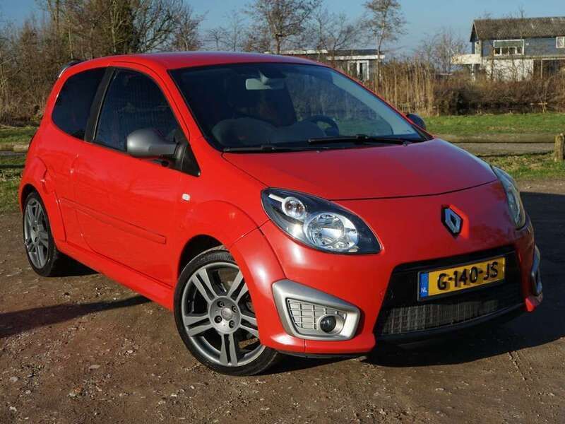 Rood Gebruikt 2009 Renault Twingo R.S. Hatchback | € 6.450 (Eerlijke prijs) - Afbeelding 1/4