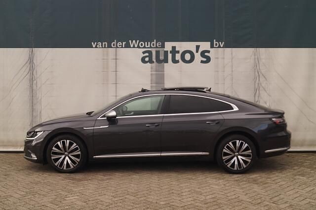 Grijs Gebruikt 2022 VW Arteon Business+ Hatchback | € 25.900 (Eerlijke prijs) - Afbeelding 1/4