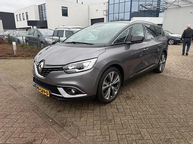 Grijs (metallic) Gebruikt 2017 Renault Grand Scénic IV Zen MPV | € 7.950 (Goede deal) - Afbeelding 1/4