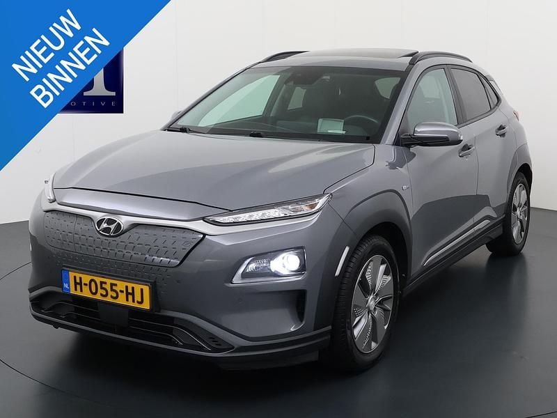 Grijs Gebruikt 2020 Hyundai Kona Premium SUV | € 18.877 - Afbeelding 1/4