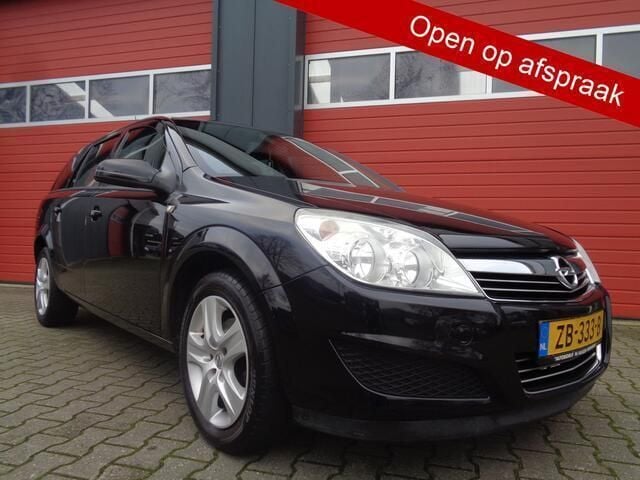 Zwart Gebruikt 2009 Opel Astra Business Stationwagen | € 3.950 (Iets duurder) - Afbeelding 1/4