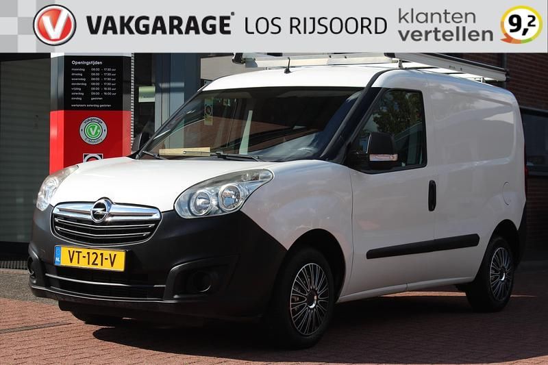 Wit Gebruikt 2016 Opel Combo MPV | € 6.400 (Iets duurder) - Afbeelding 1/4