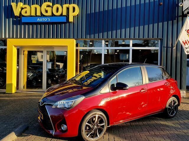 Rood Gebruikt 2017 Toyota Yaris Hatchback | € 11.995 (Eerlijke prijs) - Afbeelding 1/4