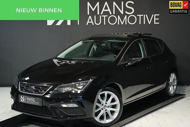 Zwart Gebruikt 2018 Seat Leon FR Hatchback | € 18.950 (Eerlijke prijs) - Afbeelding 1/4