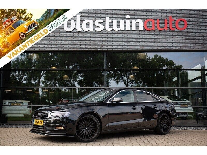 Zwart Gebruikt 2013 Audi A5 Business Coupé | € 9.950 (Iets duurder) - Afbeelding 1/4