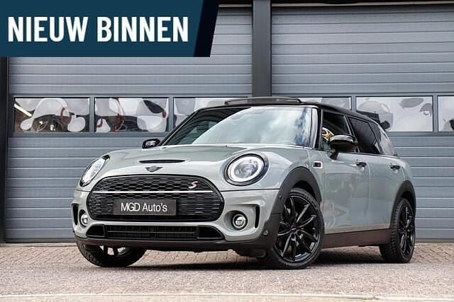 Grijs Gebruikt 2021 Mini Cooper Clubman Stationwagen | € 31.950 (Eerlijke prijs) - Afbeelding 1/4