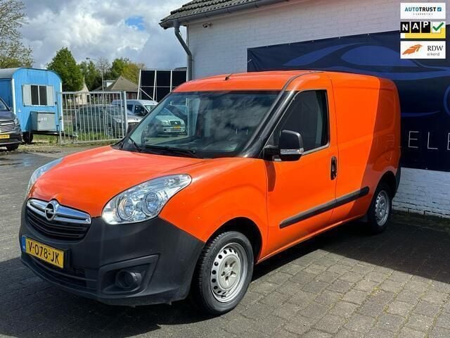 Overige Gebruikt 2017 Opel Combo Selection MPV | € 6.988 (Iets duurder) - Afbeelding 1/4