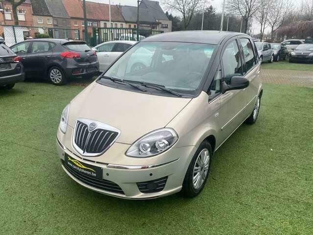 Goud Gebruikt 2011 Lancia Musa Gold MPV | € 5.950 (Eerlijke prijs) - Afbeelding 1/4