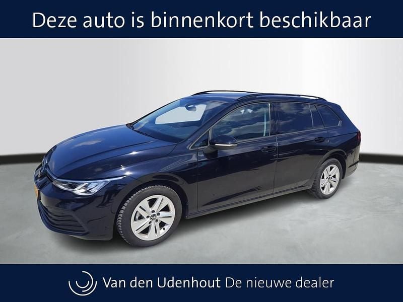 Zwart Gebruikt 2023 VW Golf VIII Life Stationwagen | € 25.990 (Goede deal) - Afbeelding 1/1