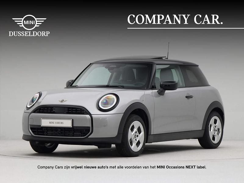Grijs Gebruikt 2025 Mini Cooper Classic Hatchback | € 41.736 - Afbeelding 1/4
