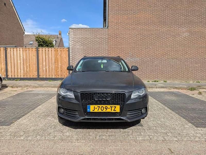 Zwart Gebruikt 2009 Audi A4 Stationwagen | € 5.500 (Super prijs) - Afbeelding 1/4