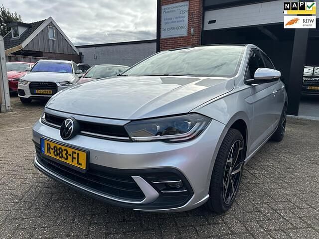 Grijs Gebruikt 2022 VW Polo Style Hatchback | € 23.950 (Duur) - Afbeelding 1/4