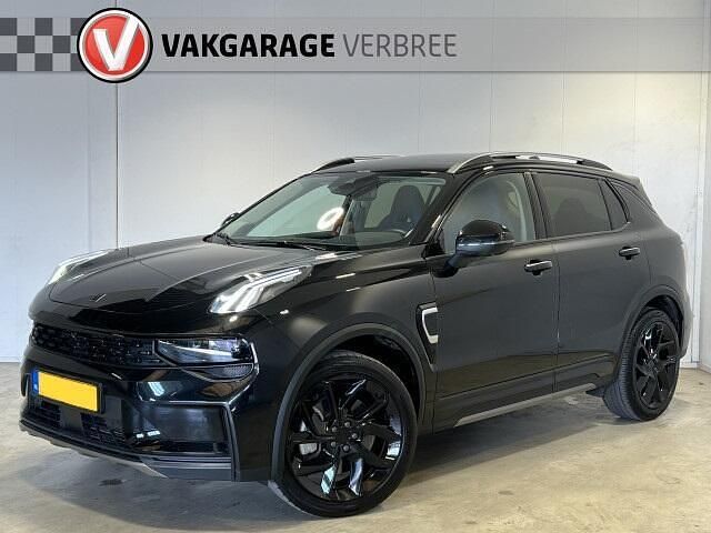 Zwart Occasion 2023 Lynk & Co 01 SUV | € 24.440 (Eerlijke prijs) - Afbeelding 1/4