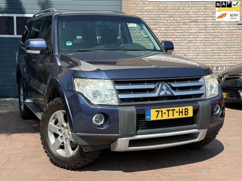 Blauw, metallic lak Gebruikt 2007 Mitsubishi Pajero Intense SUV | € 7.940 - Afbeelding 1/4